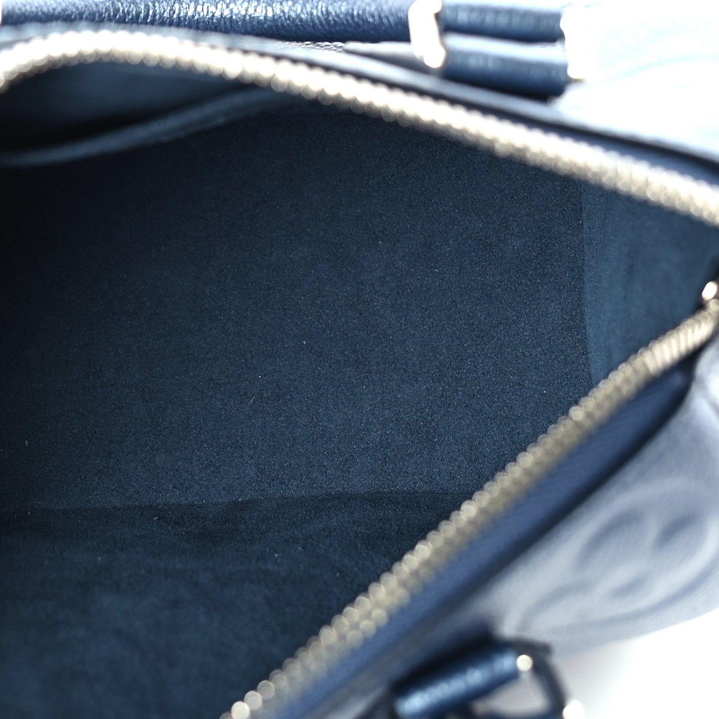 Metallic Empreinte Monogram Giant Speedy Bandouliere 20 Navy Nacre