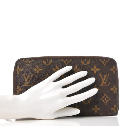 Louis Vuitton Monogram Zippy Organizer Wallet 2 of 7