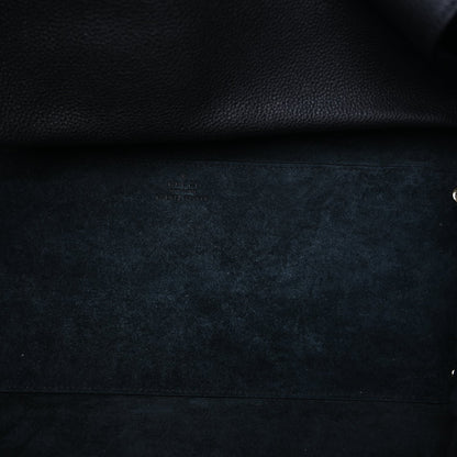 Gucci Grained Calfskin Logo Embossed Large Tote Black 4 of 8
