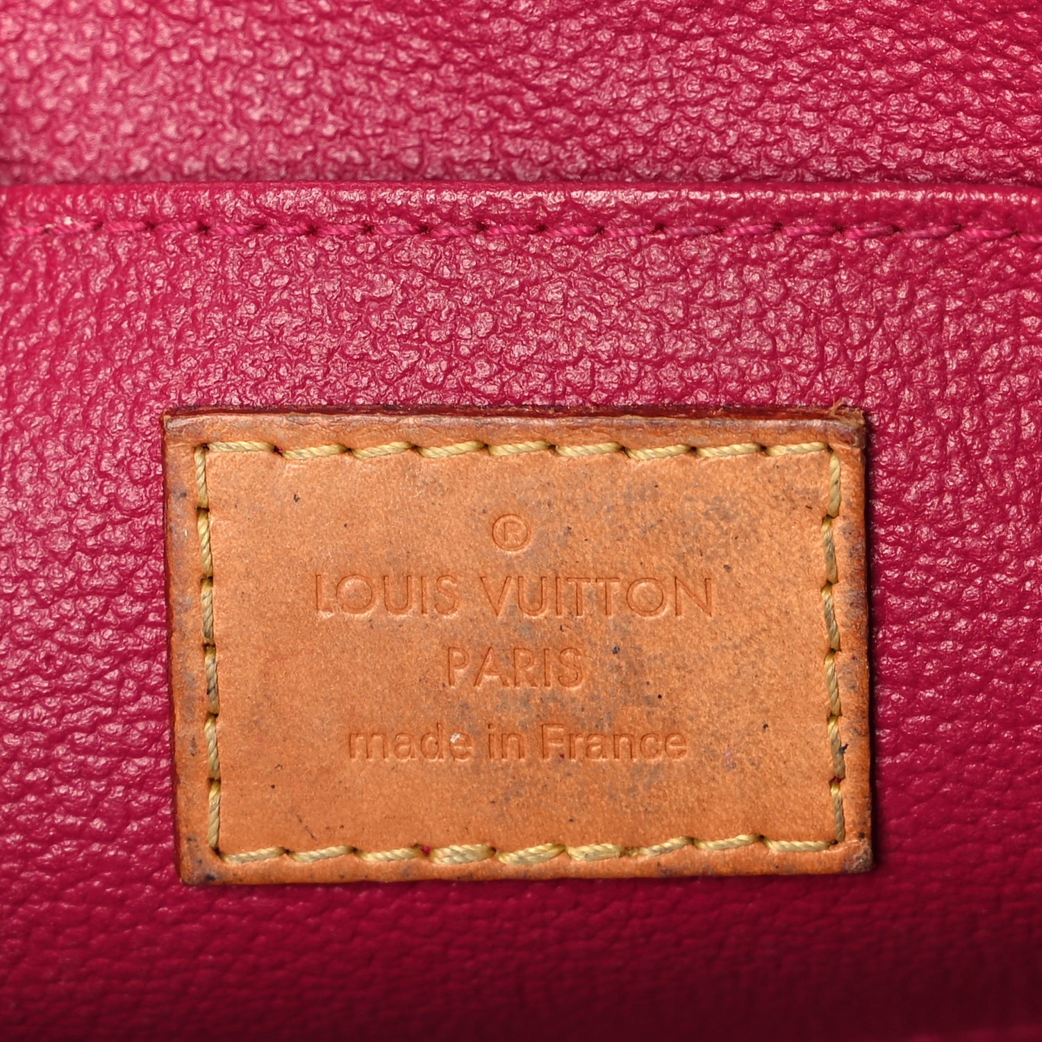 Louis Vuitton Vernis Cosmetic Pouch Rose Indien 6 of 7