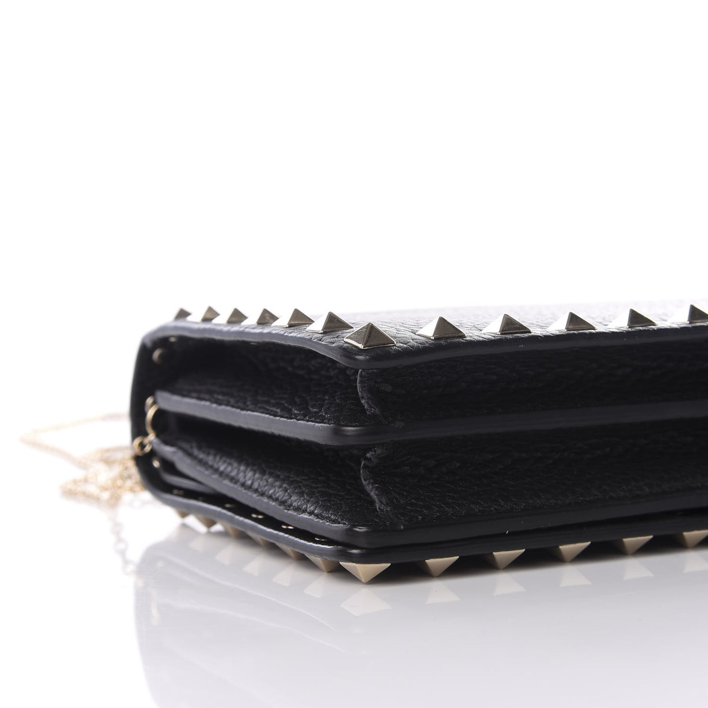 Pebbled Calfskin Rockstud Wallet on Chain Black