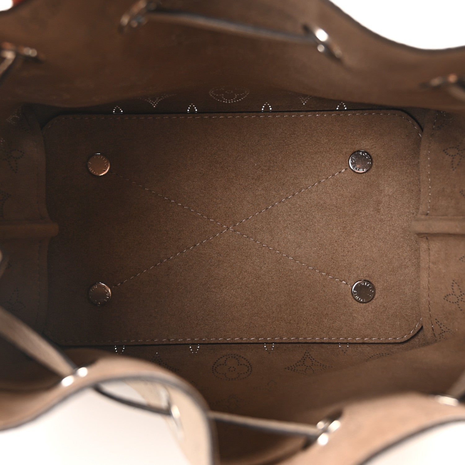 Louis Vuitton Mahina Bella Galet 6 of 10