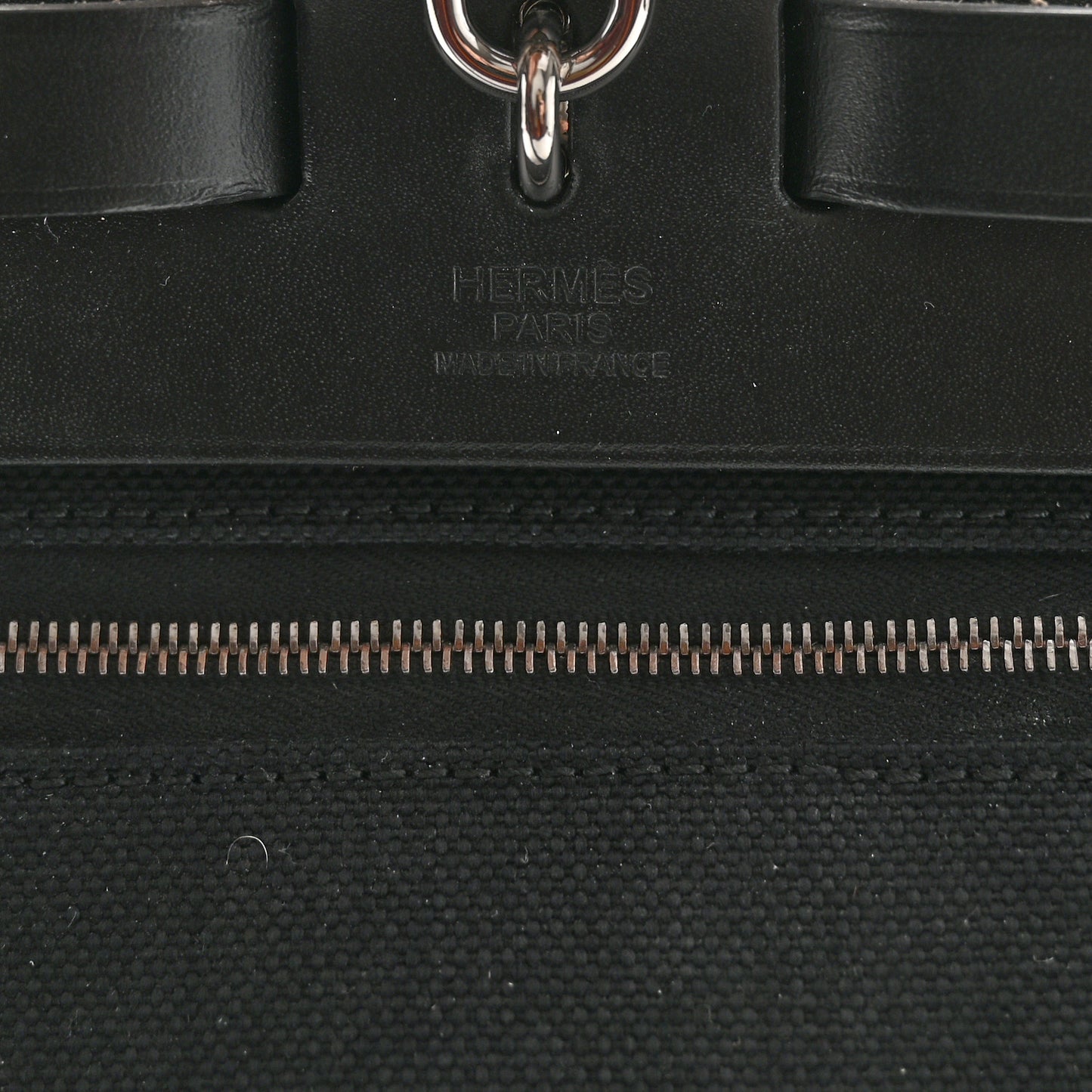 Military Toile Vache Hunter Herbag Zip PM 31 Black