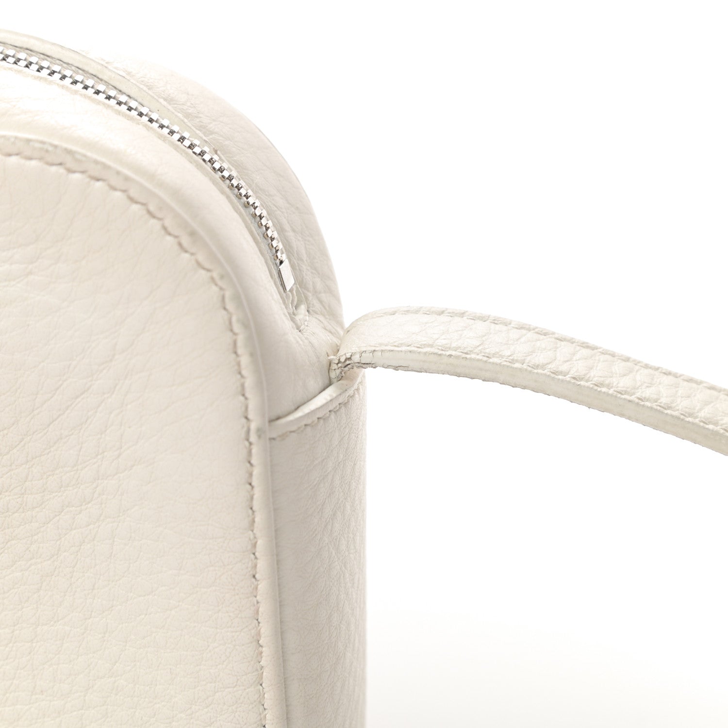 Balenciaga Calfskin Logo S Everyday Camera Bag White 17 of 18