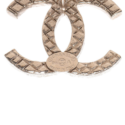 Chanel Quilted CC Earrings Gold 6 of 7