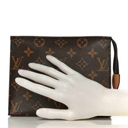 Louis Vuitton Monogram Toiletry Pouch 19 2 of 10