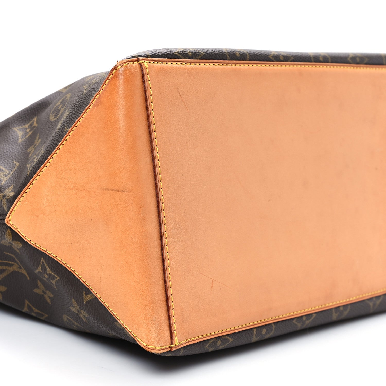 Louis Vuitton Monogram Cabas Mezzo 8 of 10