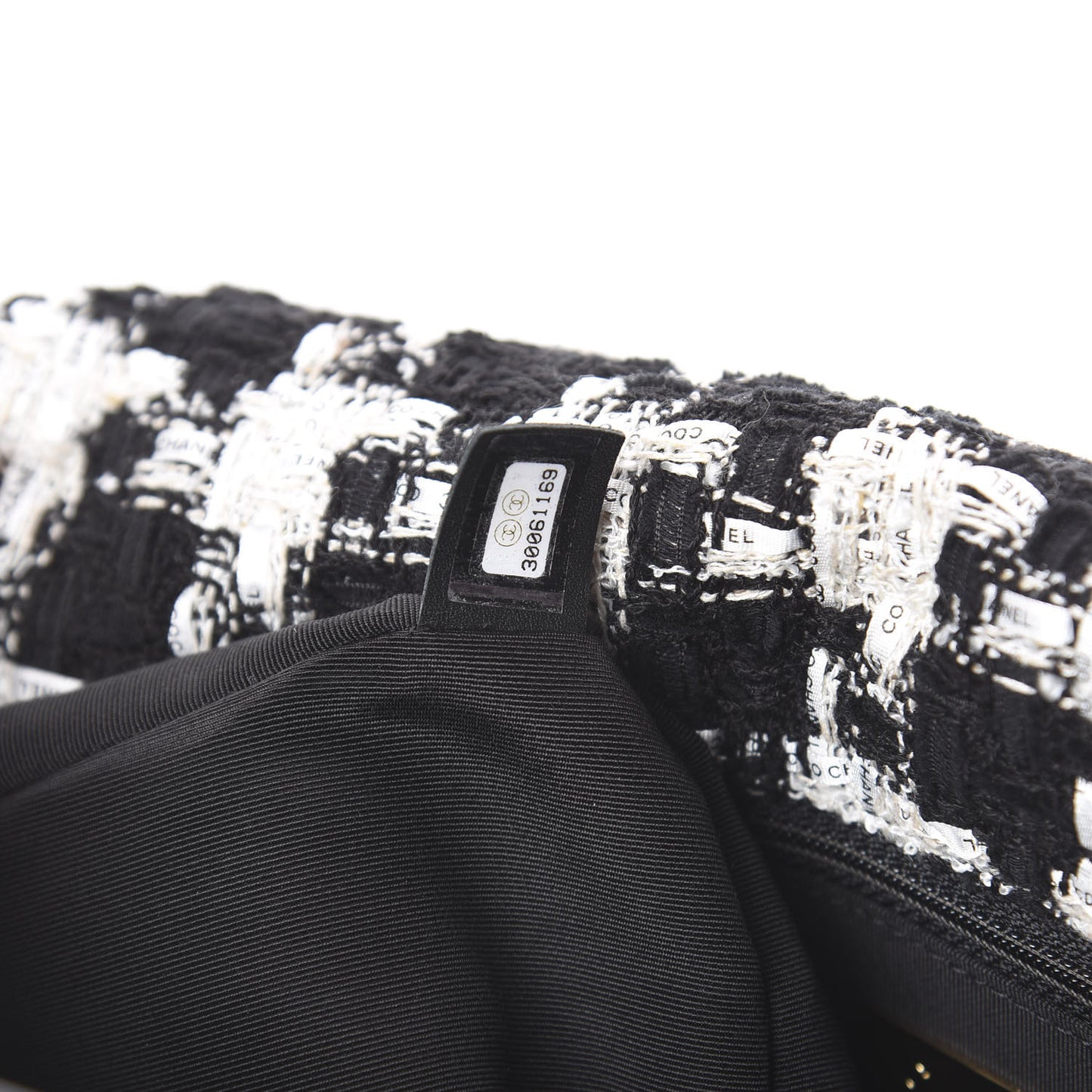 Tweed Quilted Medium 19 Flap Black Ecru White