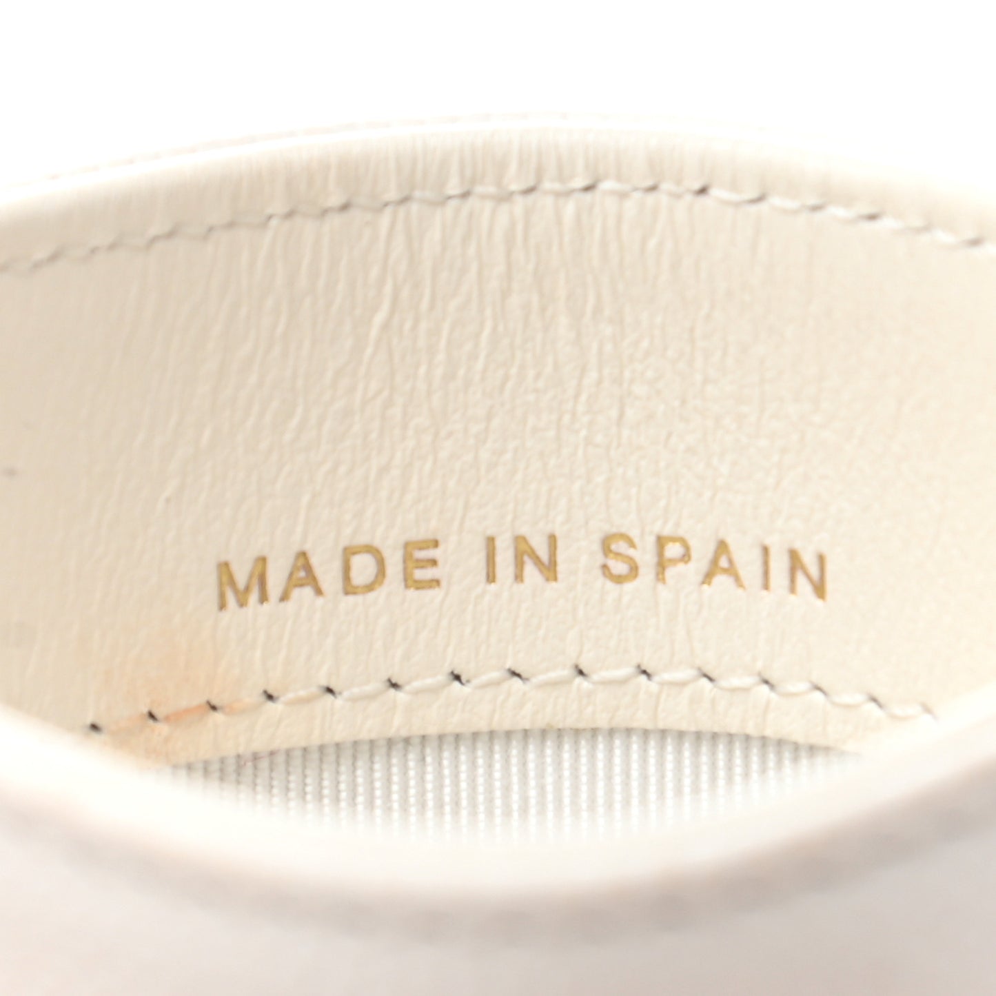 Caviar Quilted Card Holder White