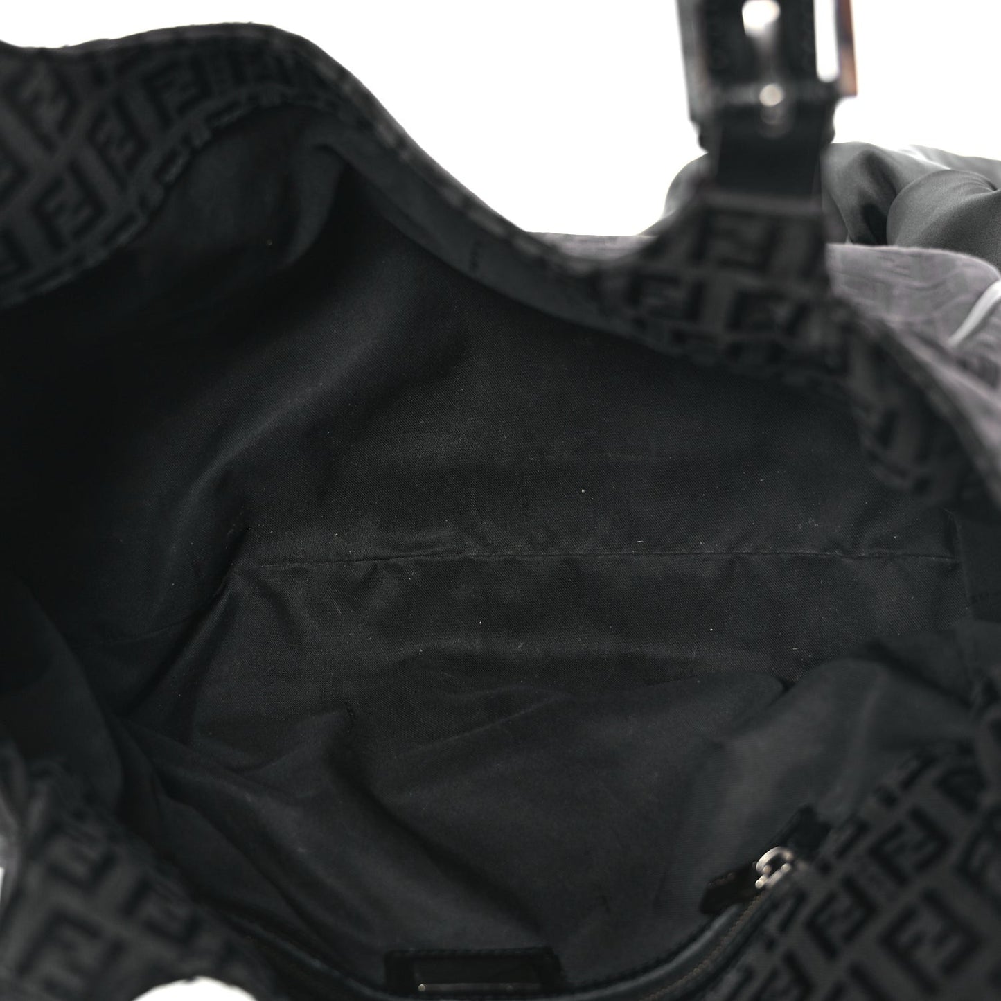 Zucchino Vitello Shoulder Bag Black
