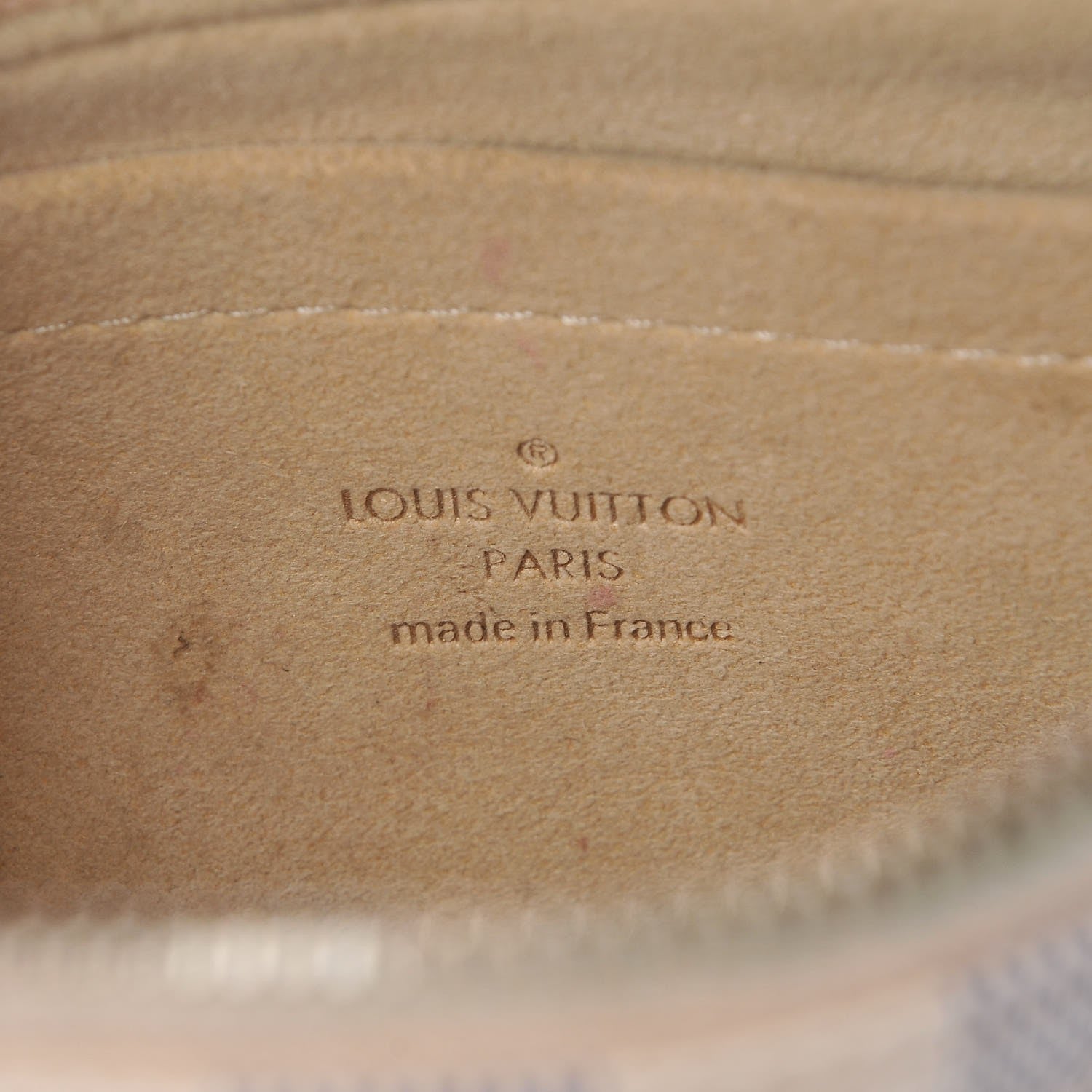 Louis Vuitton Damier Azur Pochette Milla MM 7 of 13