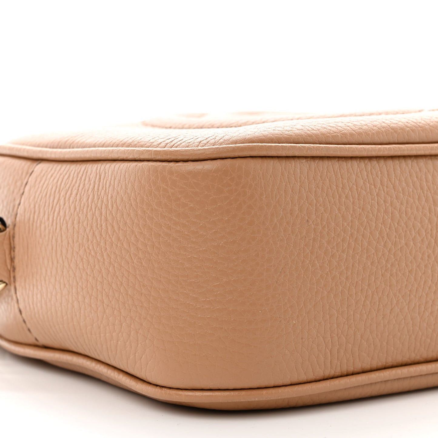 Pebbled Calfskin Small Soho Disco Bag Camelia