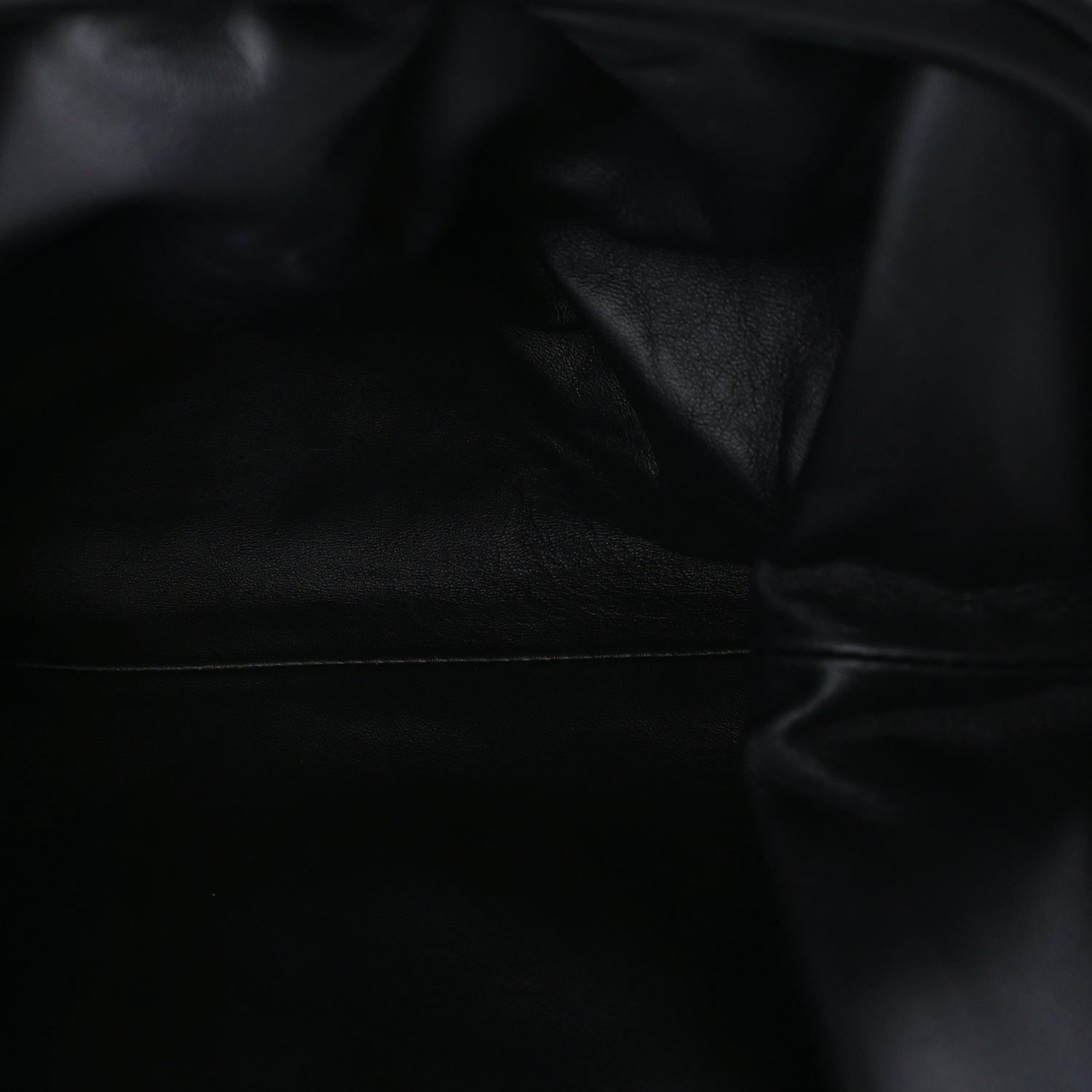 Bottega Veneta Nappa Maxi Intreccio The Pouch Oversized Clutch  Black 4 of 8