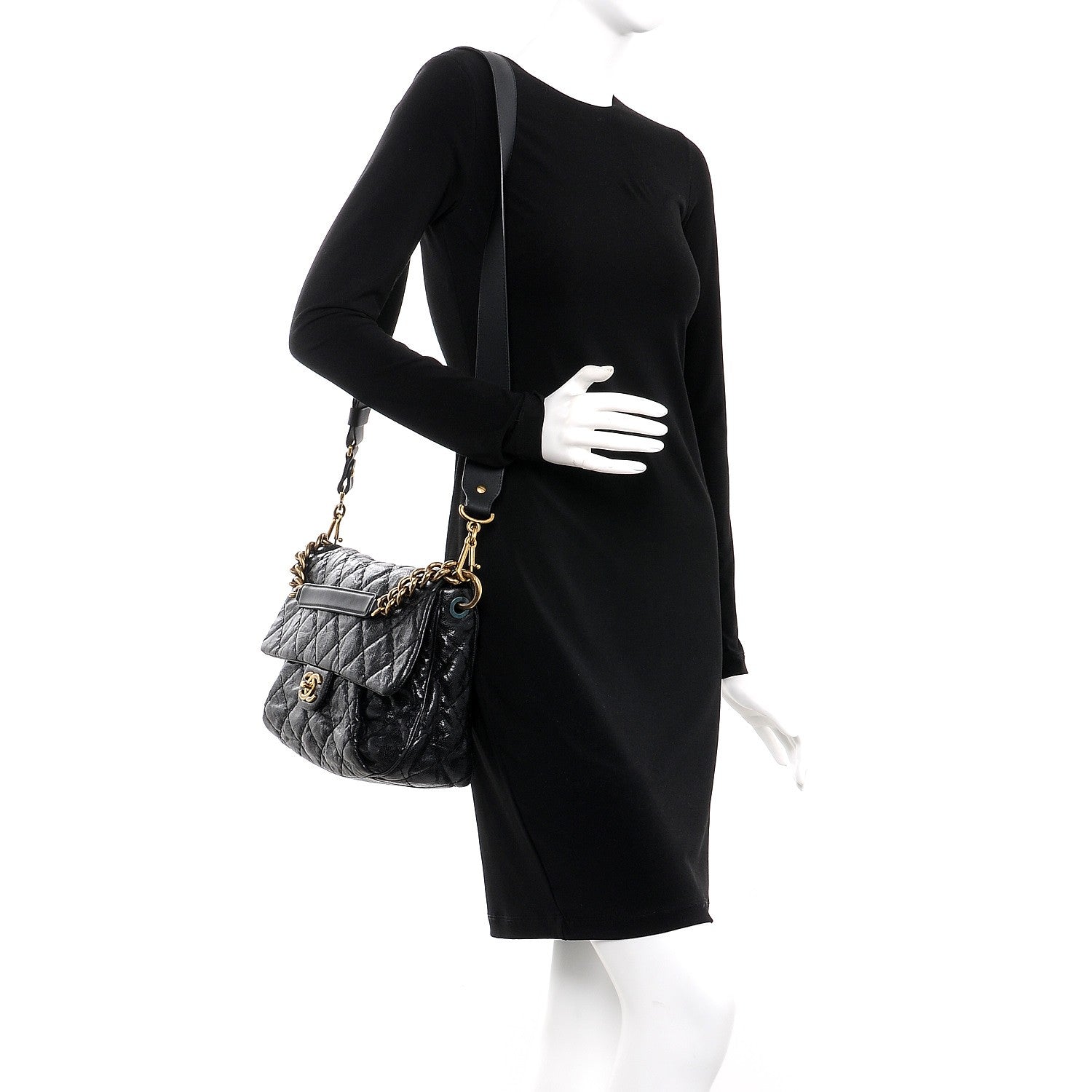 Chanel Crumpled Caviar Coco Pleats Messenger Flap Black 2 of 10