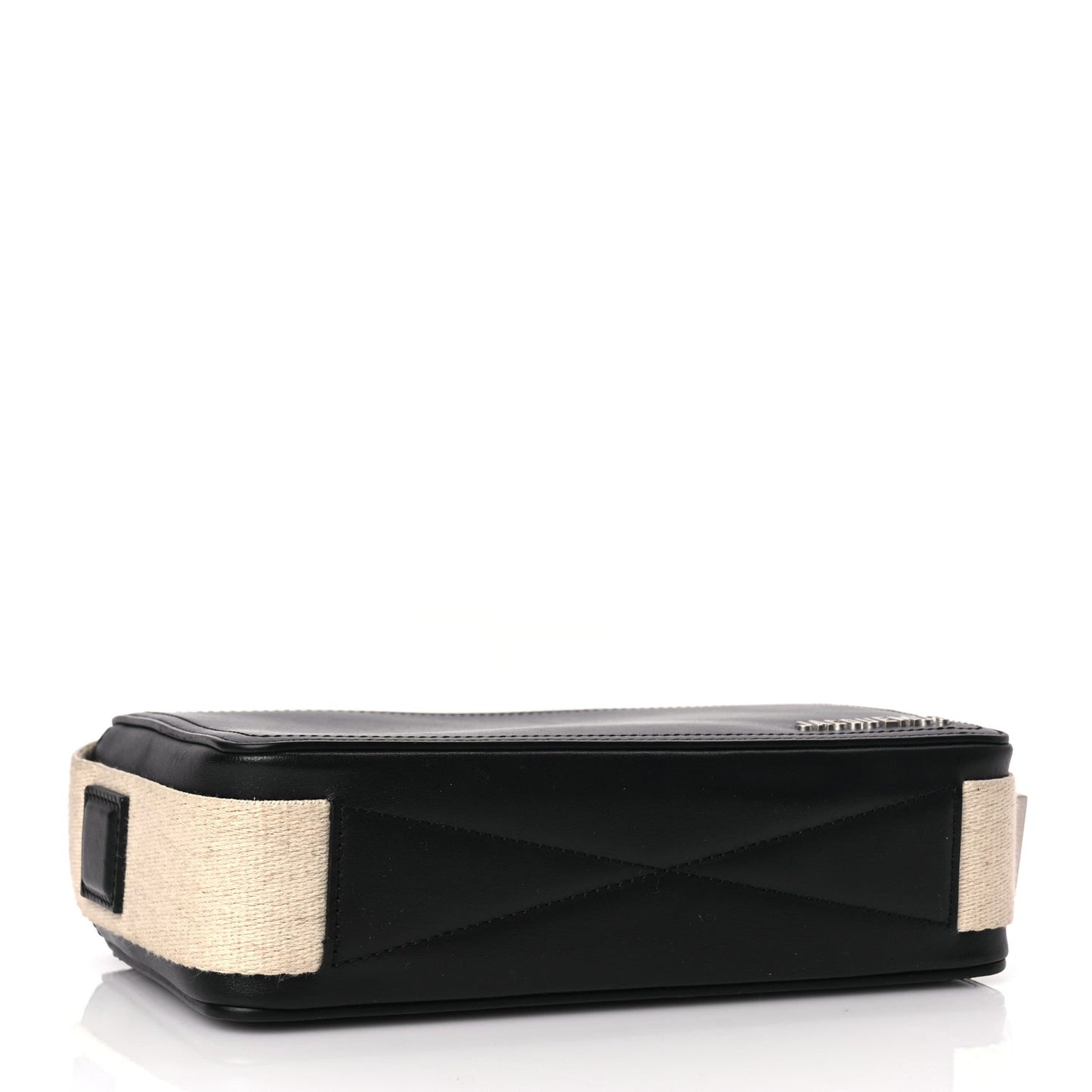Smooth Calfskin Le Cuerda Horizontal Black