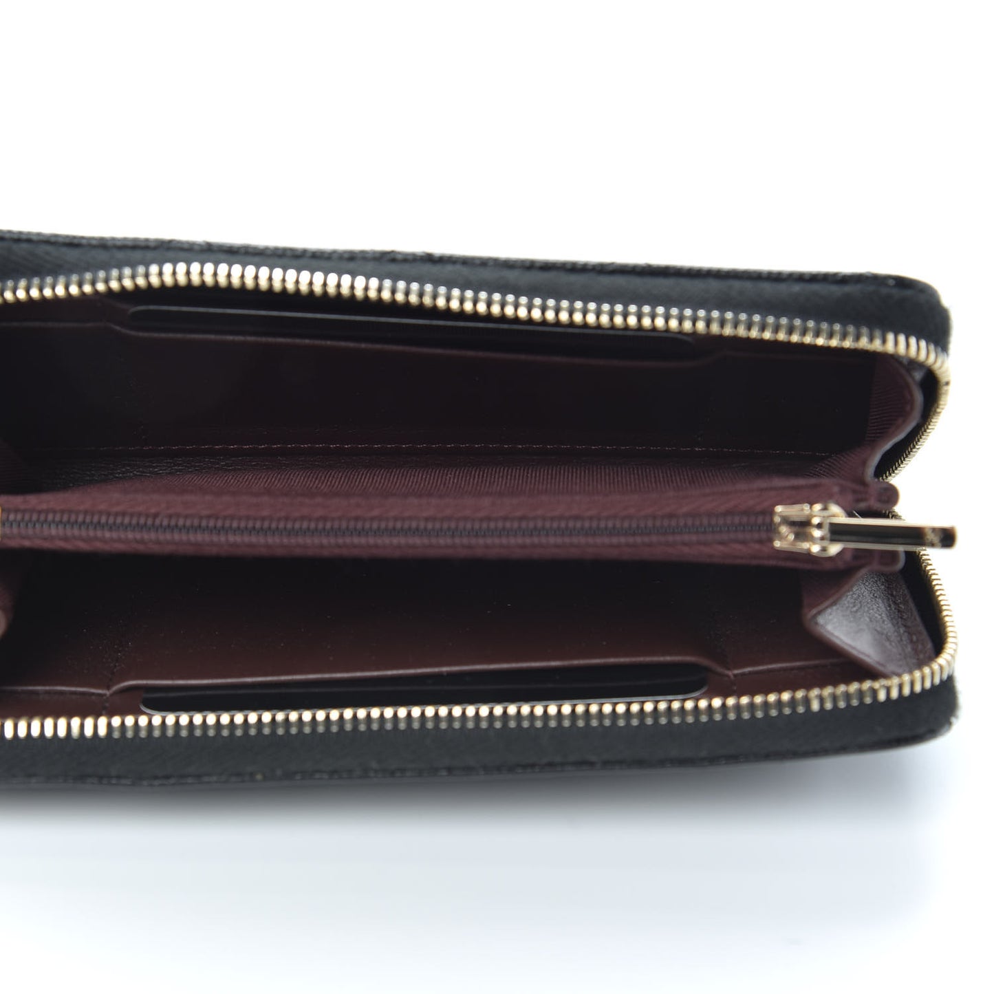 Caviar Quilted Medium Zip Around Wallet Black