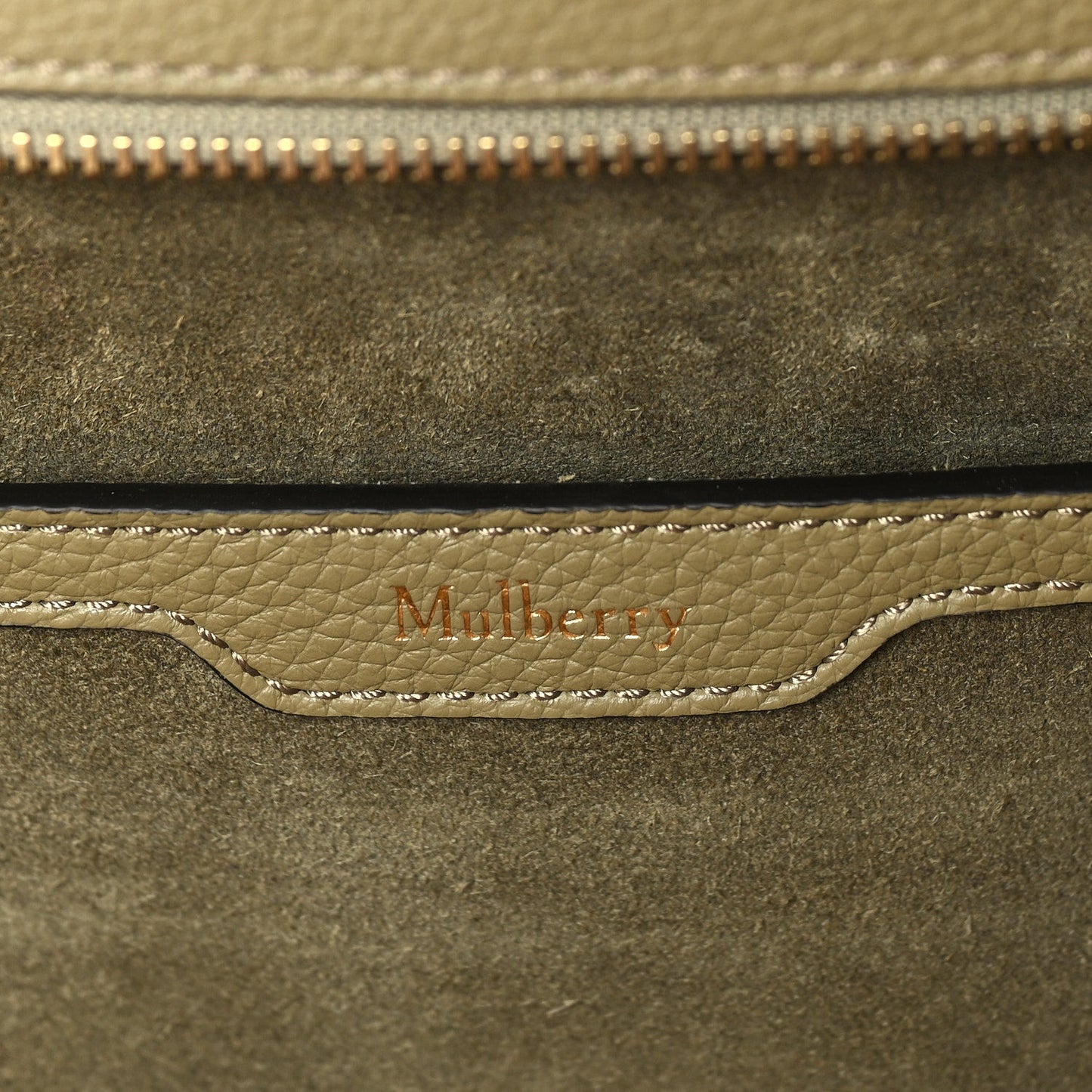 Small Classic Grain Mini Zipped Bayswater Green