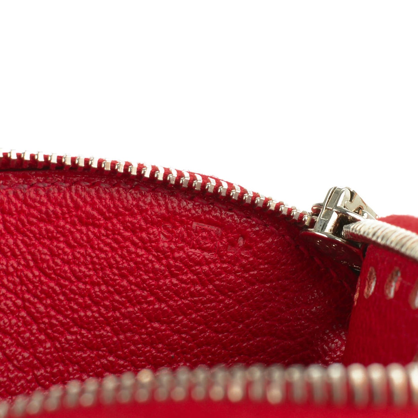 Chevre Mysore Evelyne Coin Purse Rouge Casaque