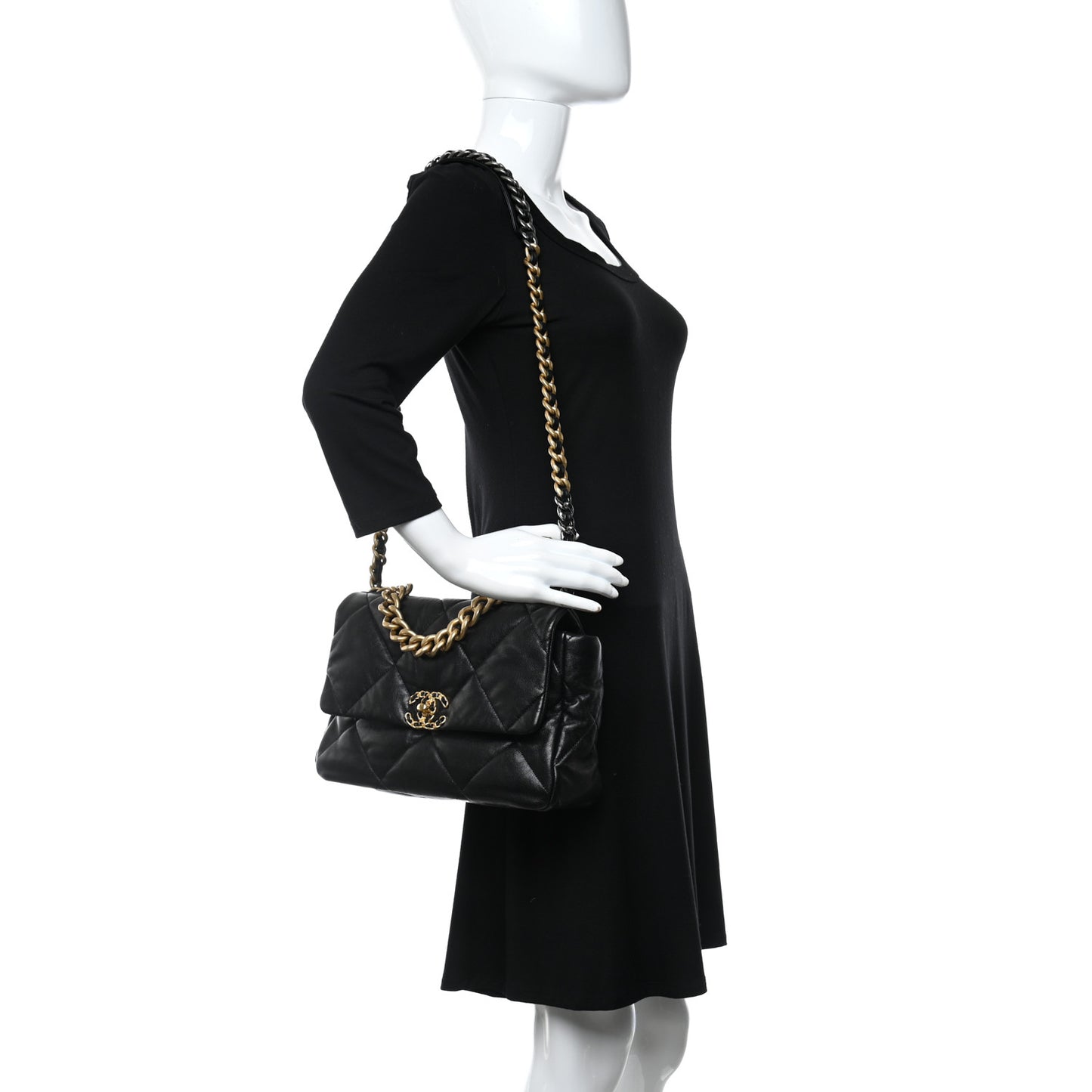 Goatskin Quilted Maxi Chanel 19 Flap Black