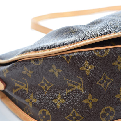 Louis Vuitton Monogram Menilmontant MM 8 of 11