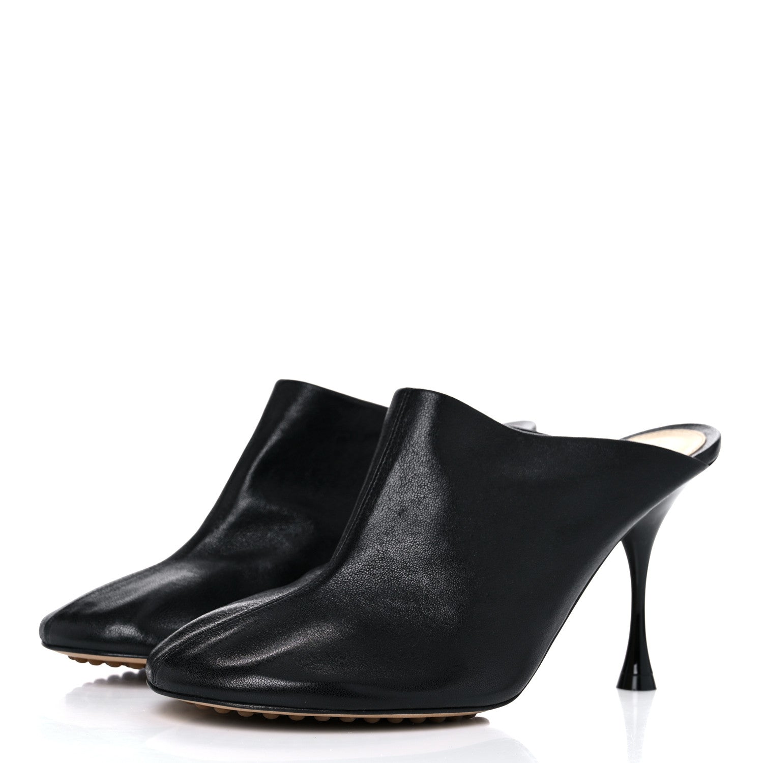 Bottega Veneta Stretch Nappa Dot Pumps 40 Black 3 of 8