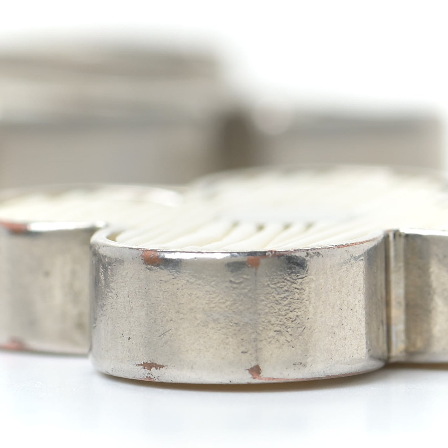 Fleur d Epi Bag Charm Ivory