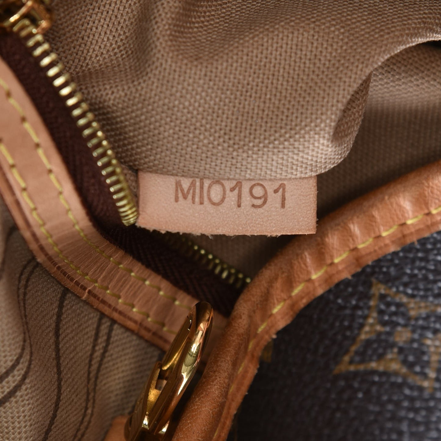 Monogram Delightful GM