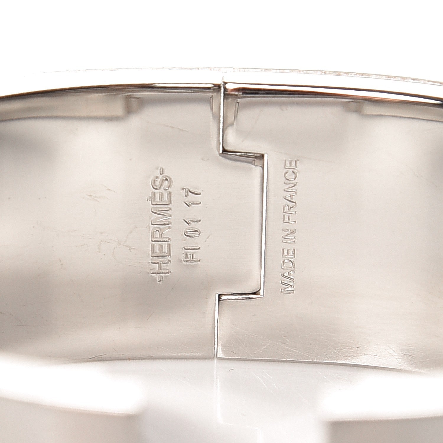 Hermes Enamel Wide Clic Clac H Bracelet GM White 3 of 5