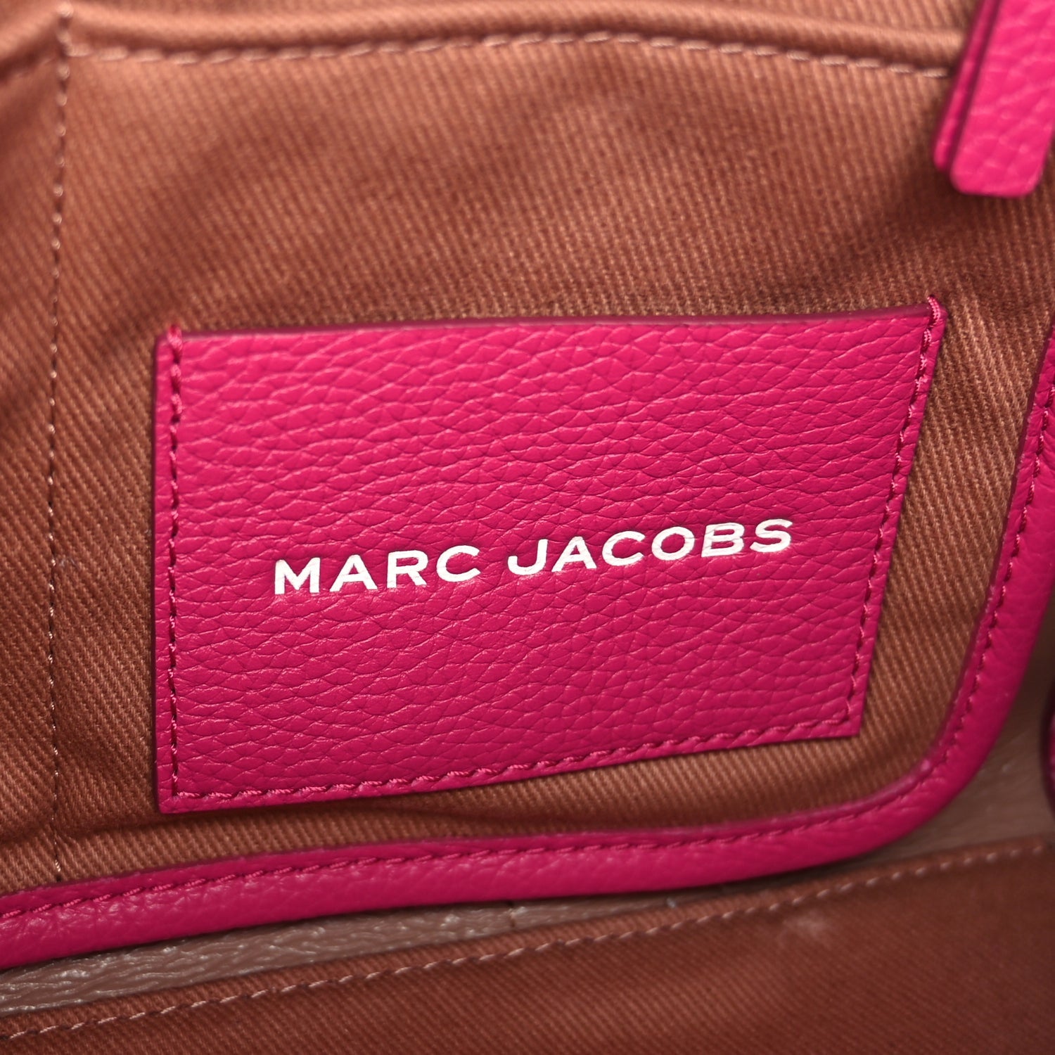 Marc Jacobs Grained Calfskin Medium The Tote Bag Lipstick 5 of 10