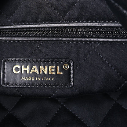 Chanel Shiny Caviar Quilted Monochrome  22  Black 6 of 7