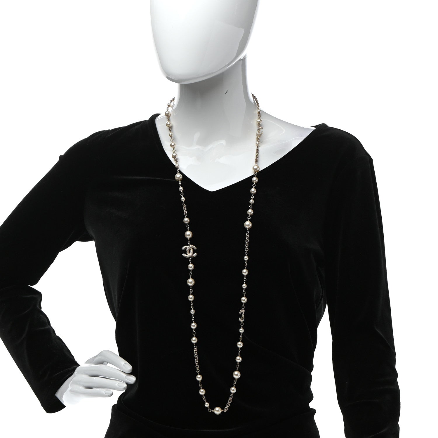 Chanel Pearl CC Necklace Light Gold 2 of 4