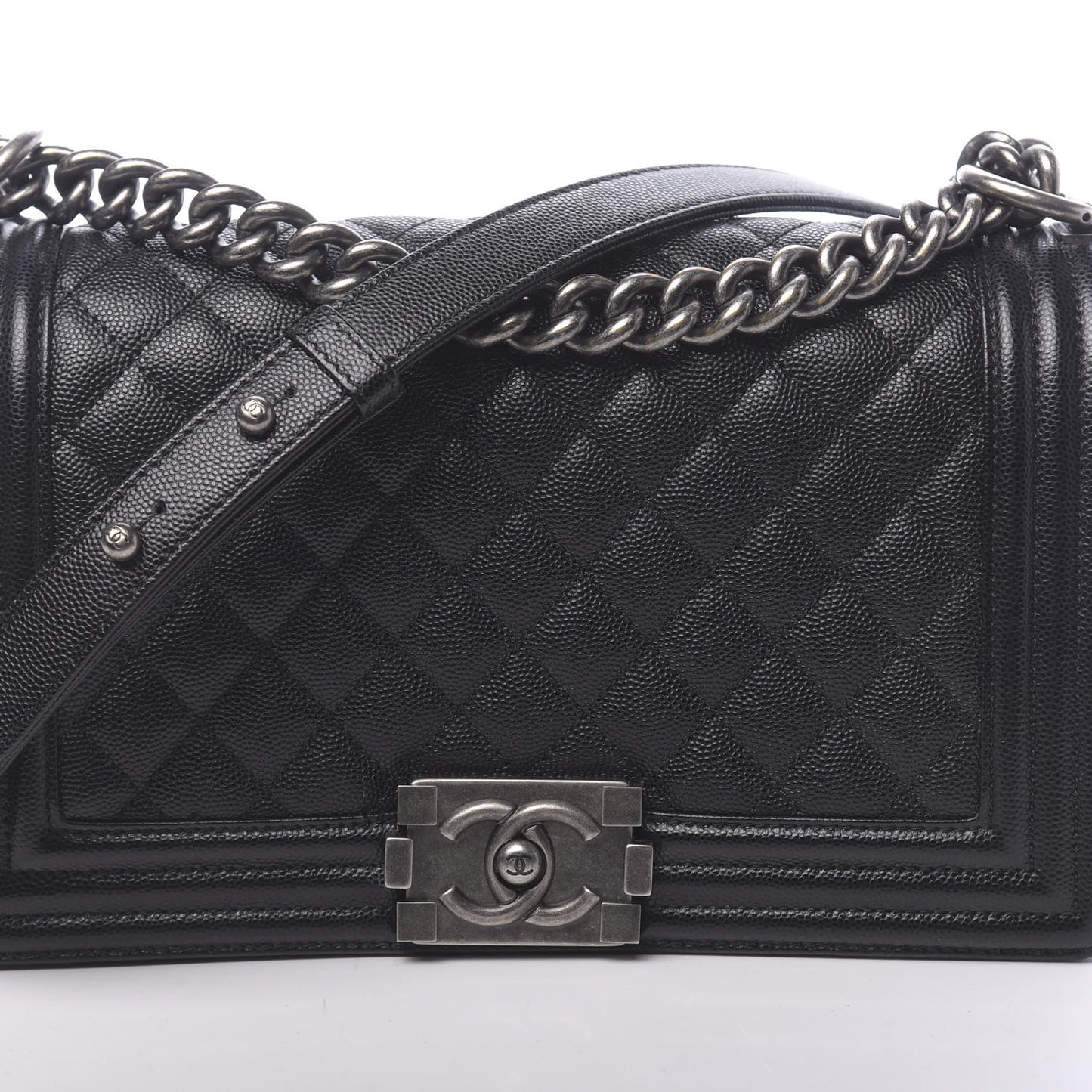 Caviar Quilted Medium Boy Flap Black