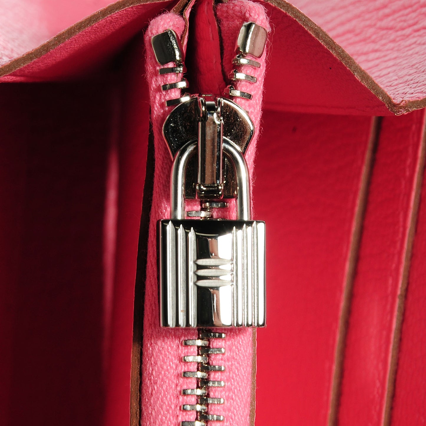 Chevre Mysore Kelly Longue Wallet Rose Confetti