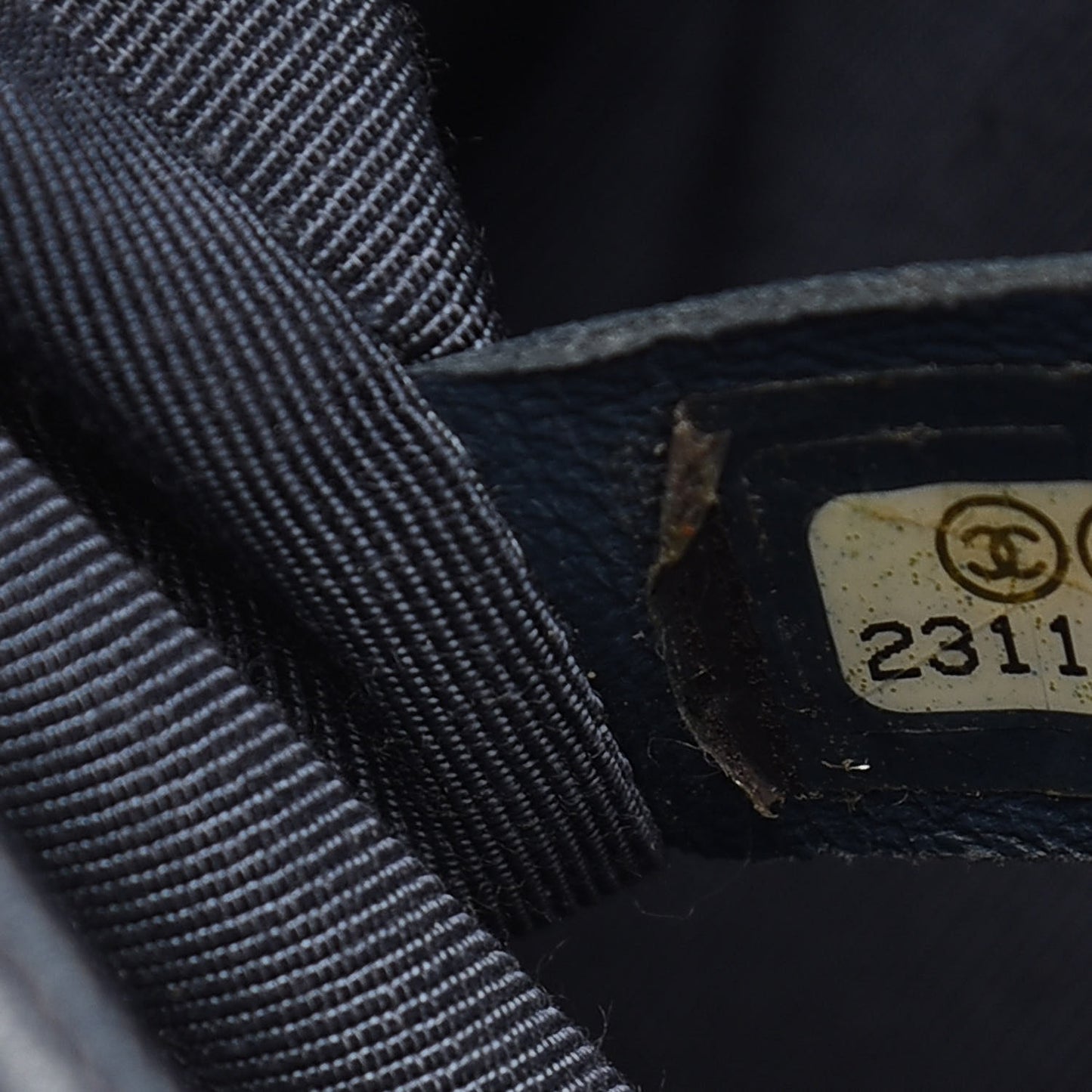 Calfskin Quilted Medium Top Handle Boy Flap Blue