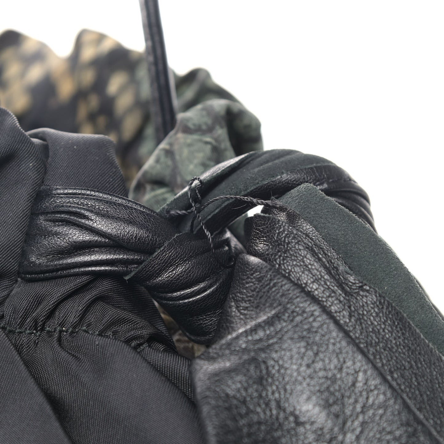 Nylon Python Print Large Bow Bag Verde