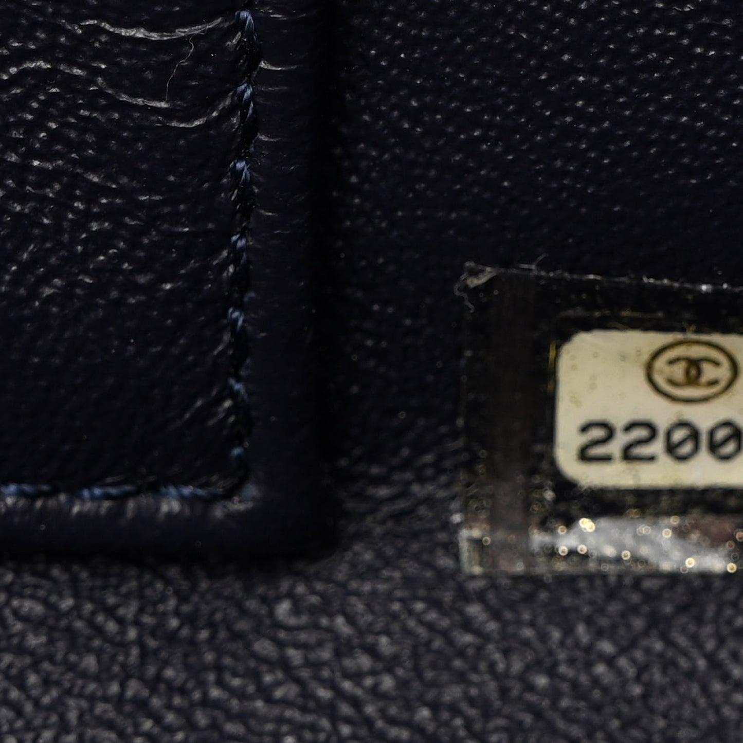 Calfskin Quilted Kisslock Frame Chain Bag Navy