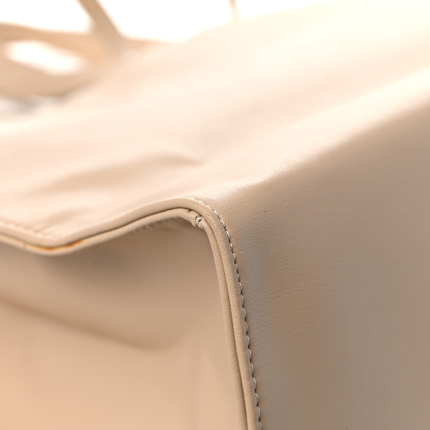 Vegan Leather Medium Shopping Bag Cream