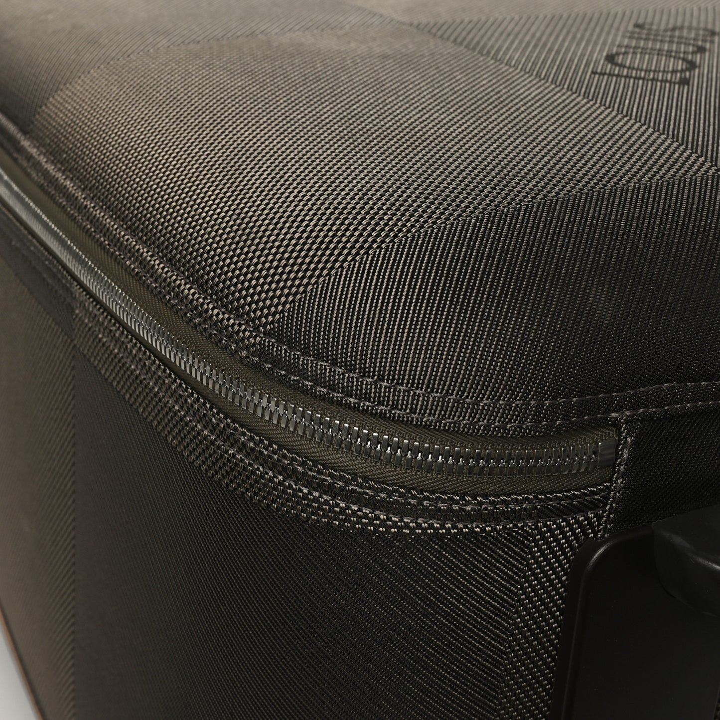 Damier Geant Conquerant 65 Rolling Luggage Terre