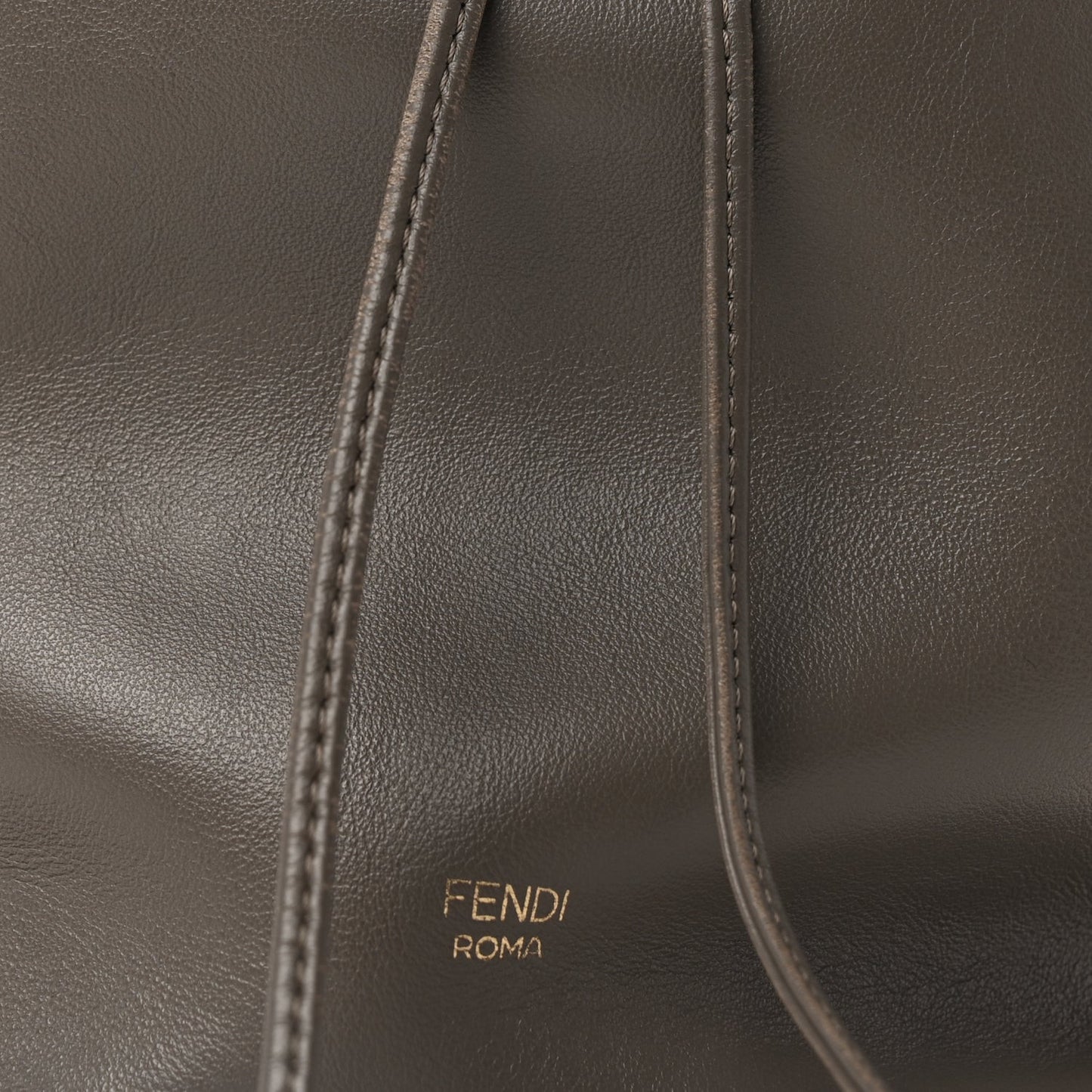 Vitello Grace Matte F is  Grande Mon Tresor Bucket Bag  Argilla