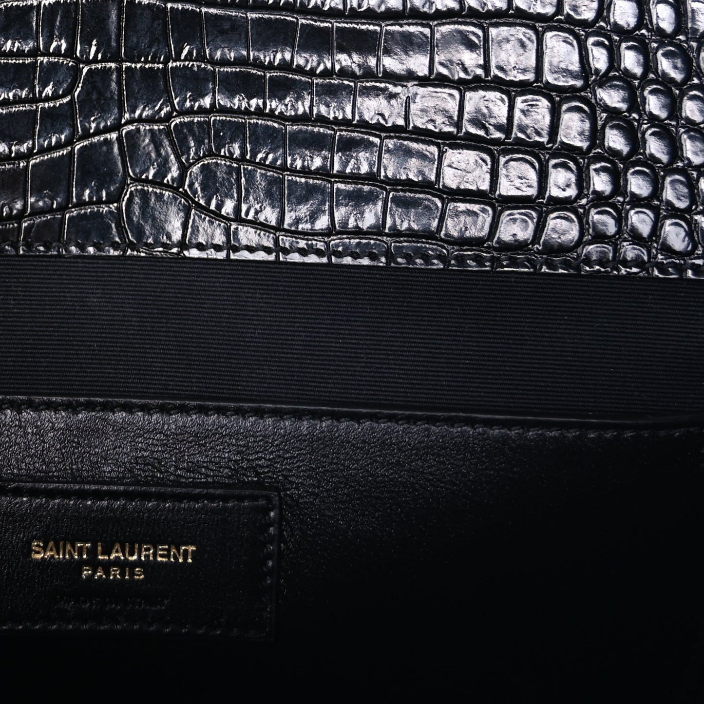 Shiny Calfskin Crocodile Embossed Manhattan Baguette Black Black