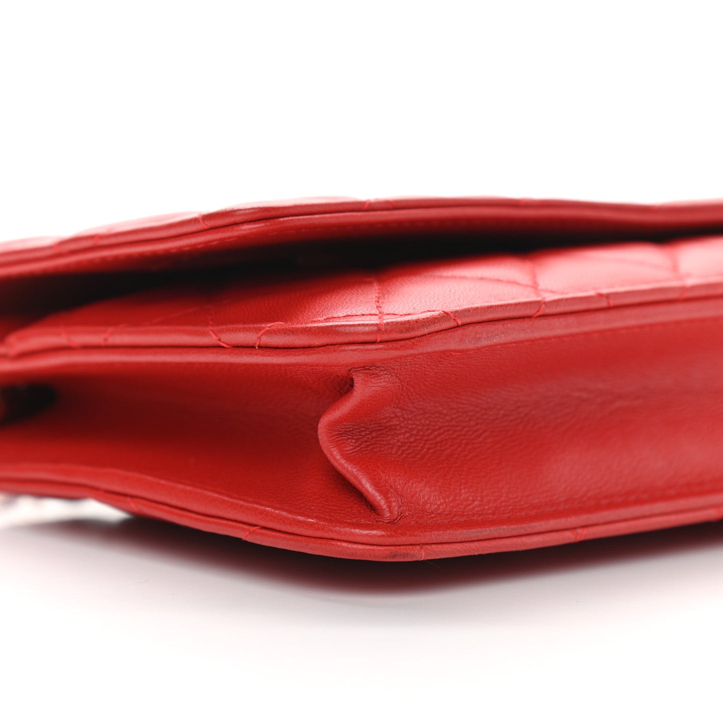 Lambskin Quilted Wallet On Chain WOC Red