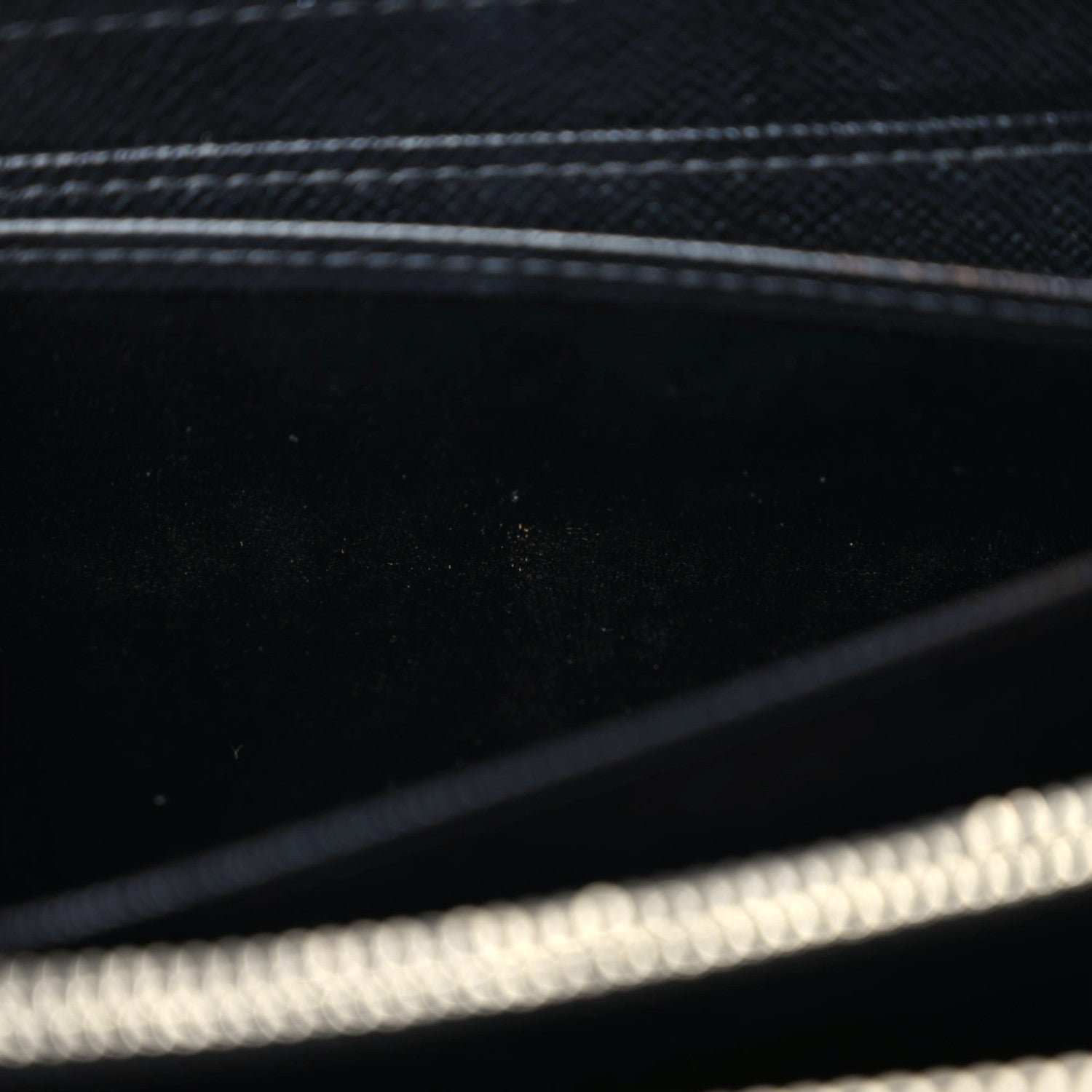 Louis Vuitton Epi Electric Zippy Wallet Black 18 of 18