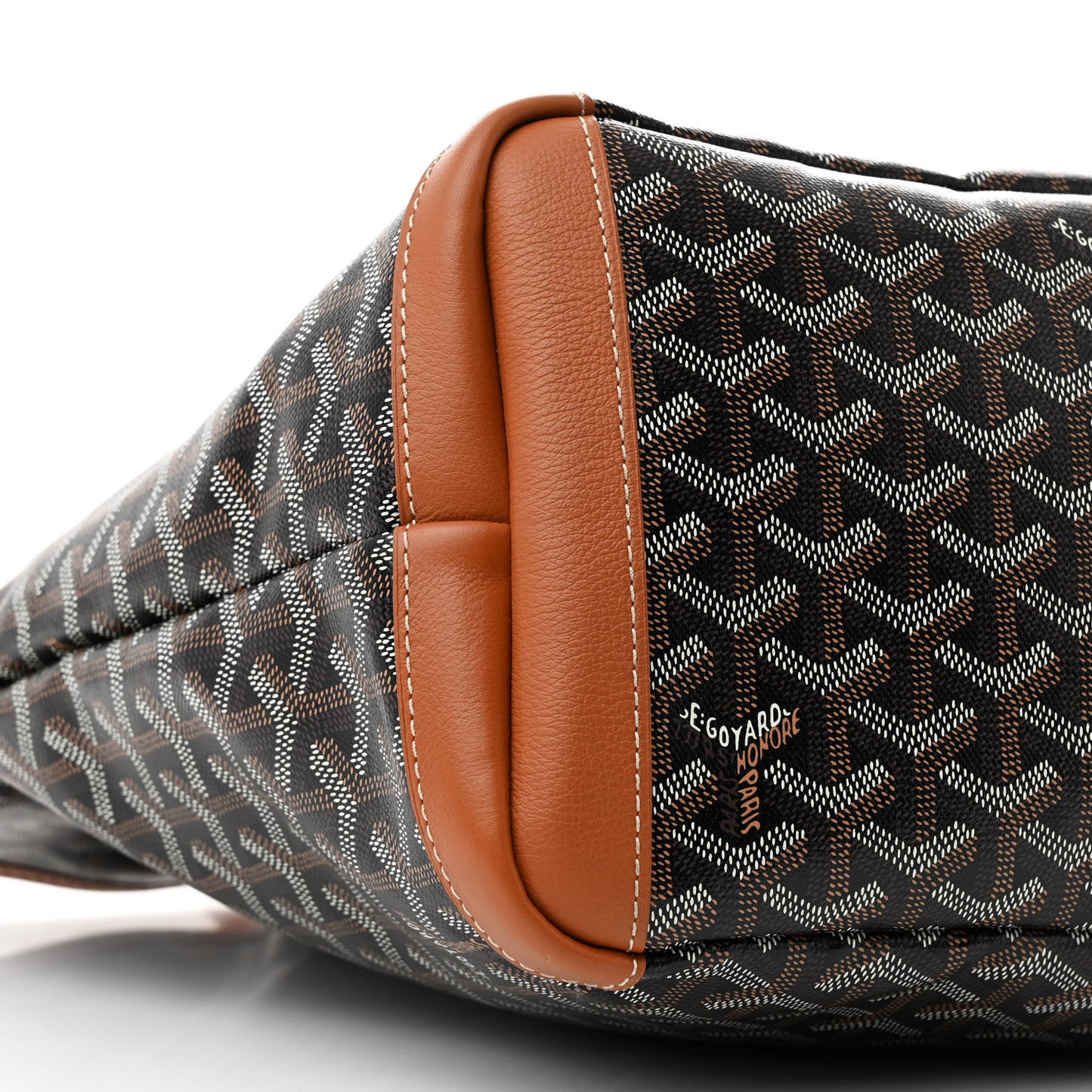 Goyardine Artois MM Black Gold