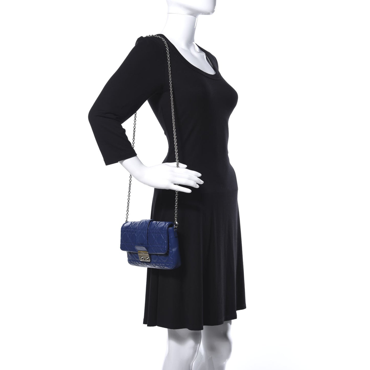 Lambskin Cannage New Lock Pouch Blue