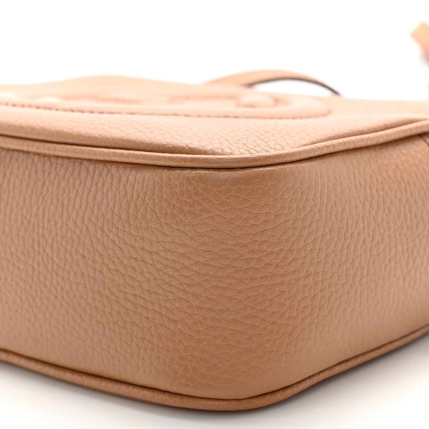 Pebbled Calfskin Small Soho Disco Bag Camelia