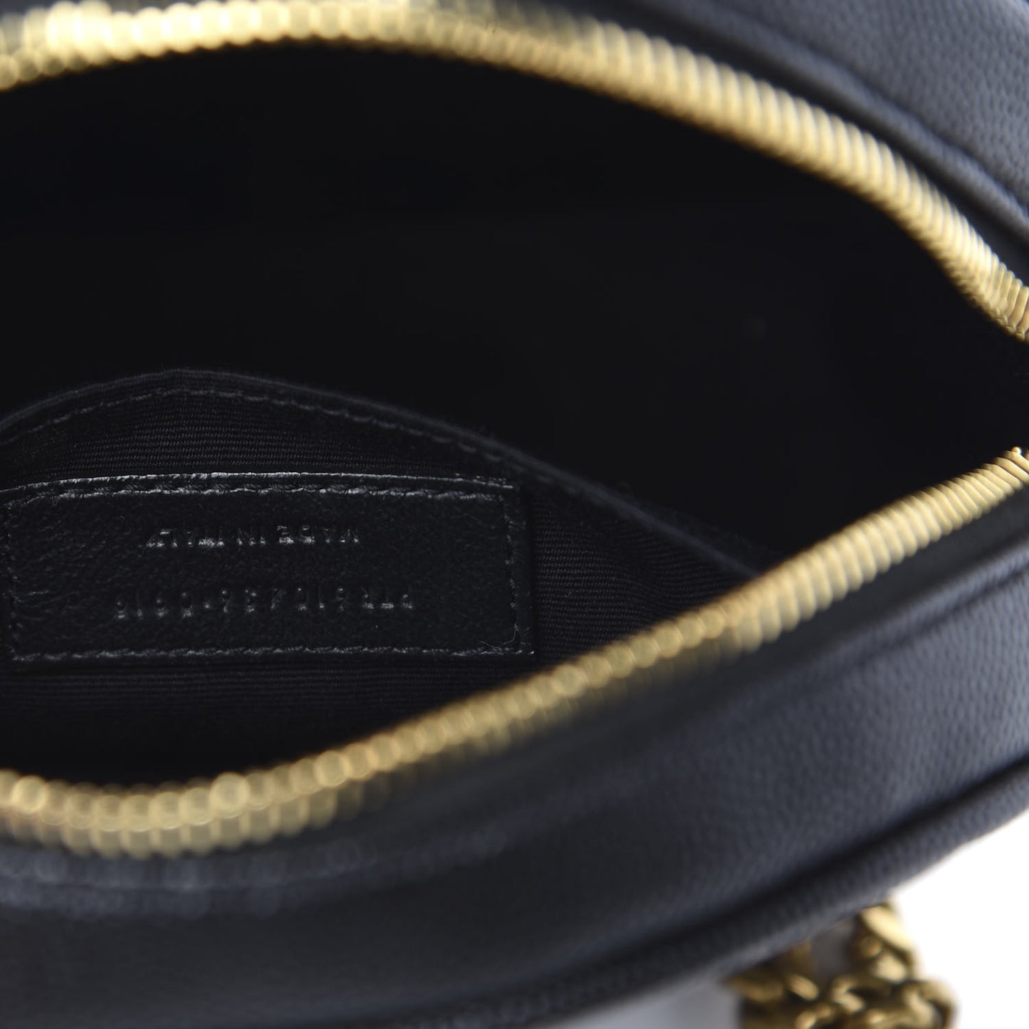 Grain De Poudre Matelasse Chevron Quilted Round Vinyle Camera Bag Black