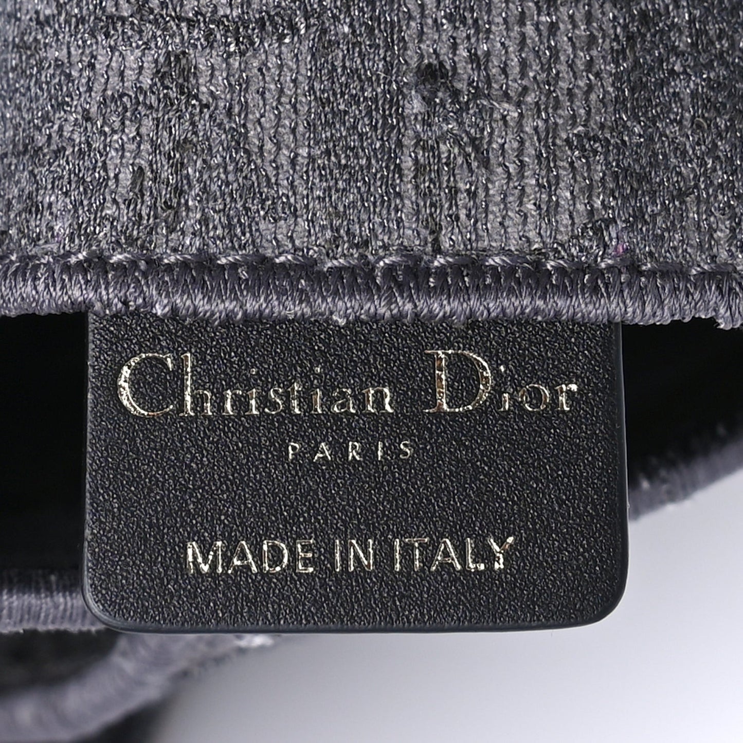 Oblique Embroidered Saddle Belt Pouch  Grey