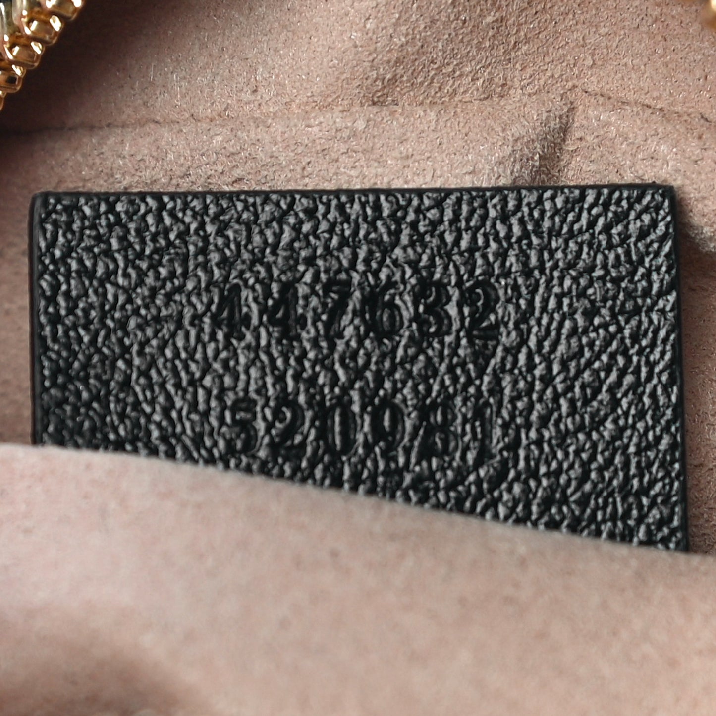 Monogram Matelasse Diagonal Small GG Marmont Chain Shoulder Bag Beige Black