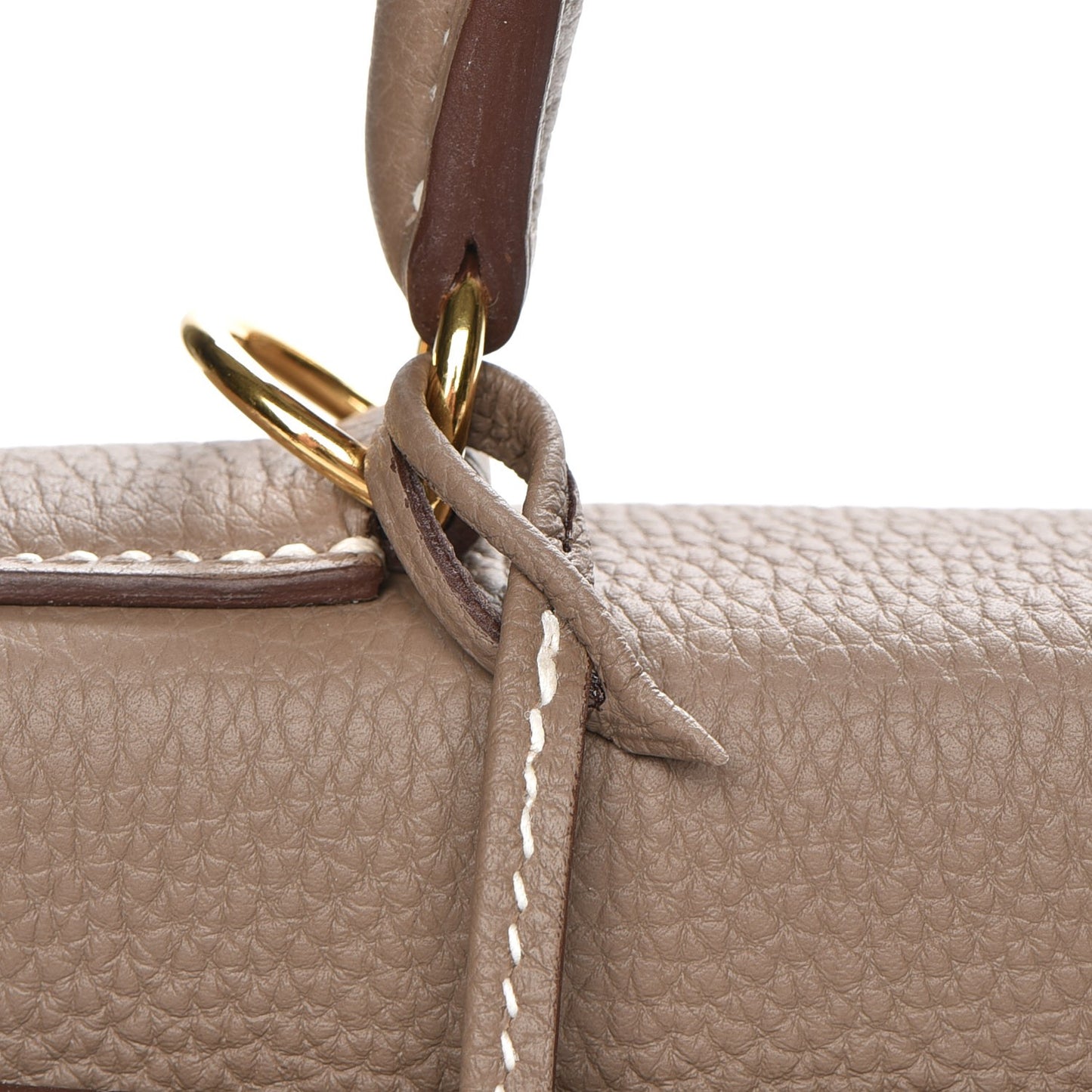 Togo Kelly Retourne 28 Etoupe