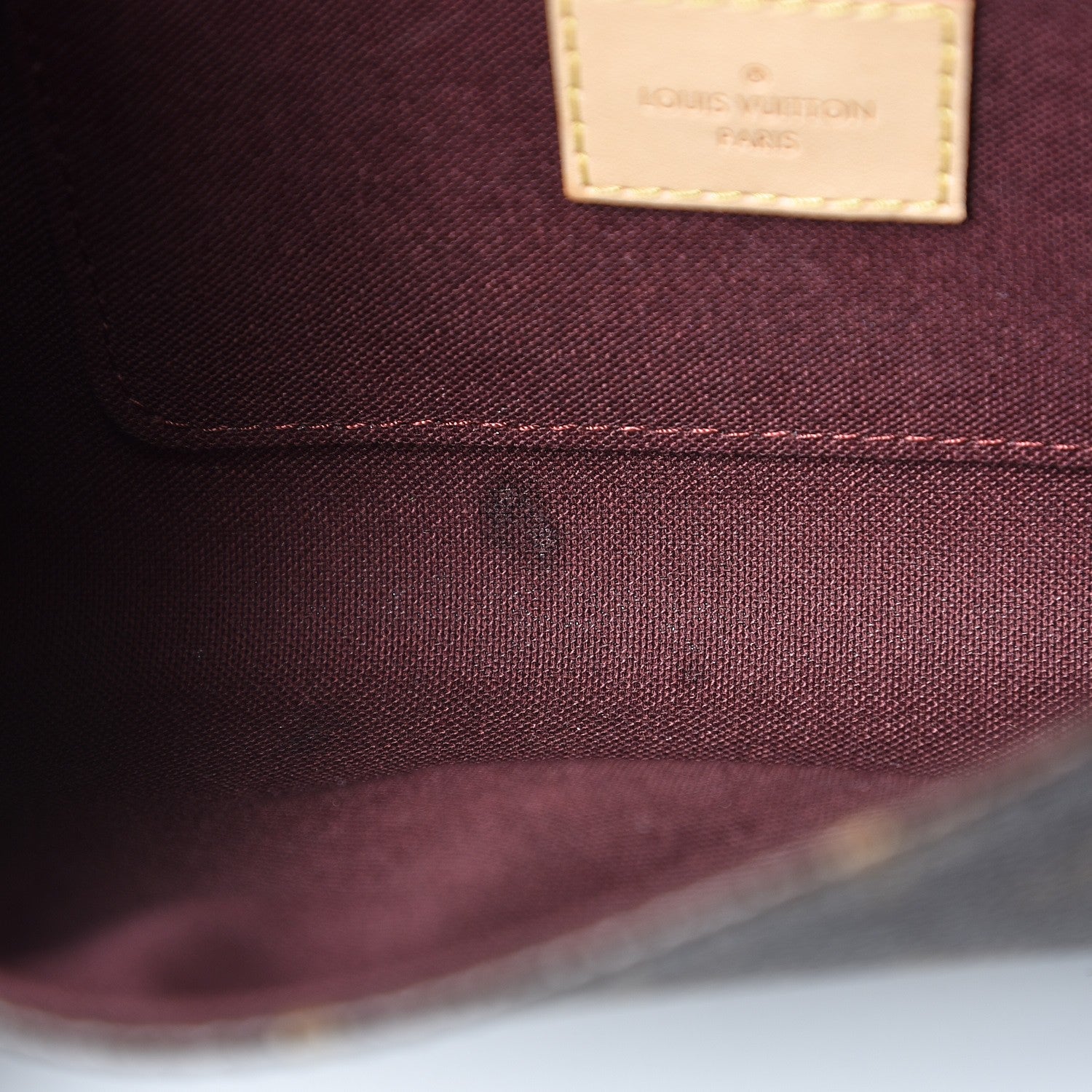 Louis Vuitton Monogram Favorite PM 9 of 9